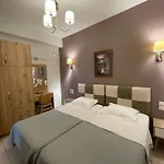 Starvillas And 아파트 *