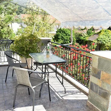 Διαμέρισμα Starvillas And *